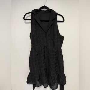 Black Sleeveless Button-Up Dress